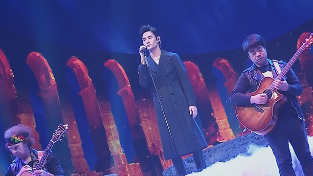 王凯温柔演绎不一样的《我等到花儿都谢了》 王凯温柔演绎不一样的《我等到花儿都谢了》