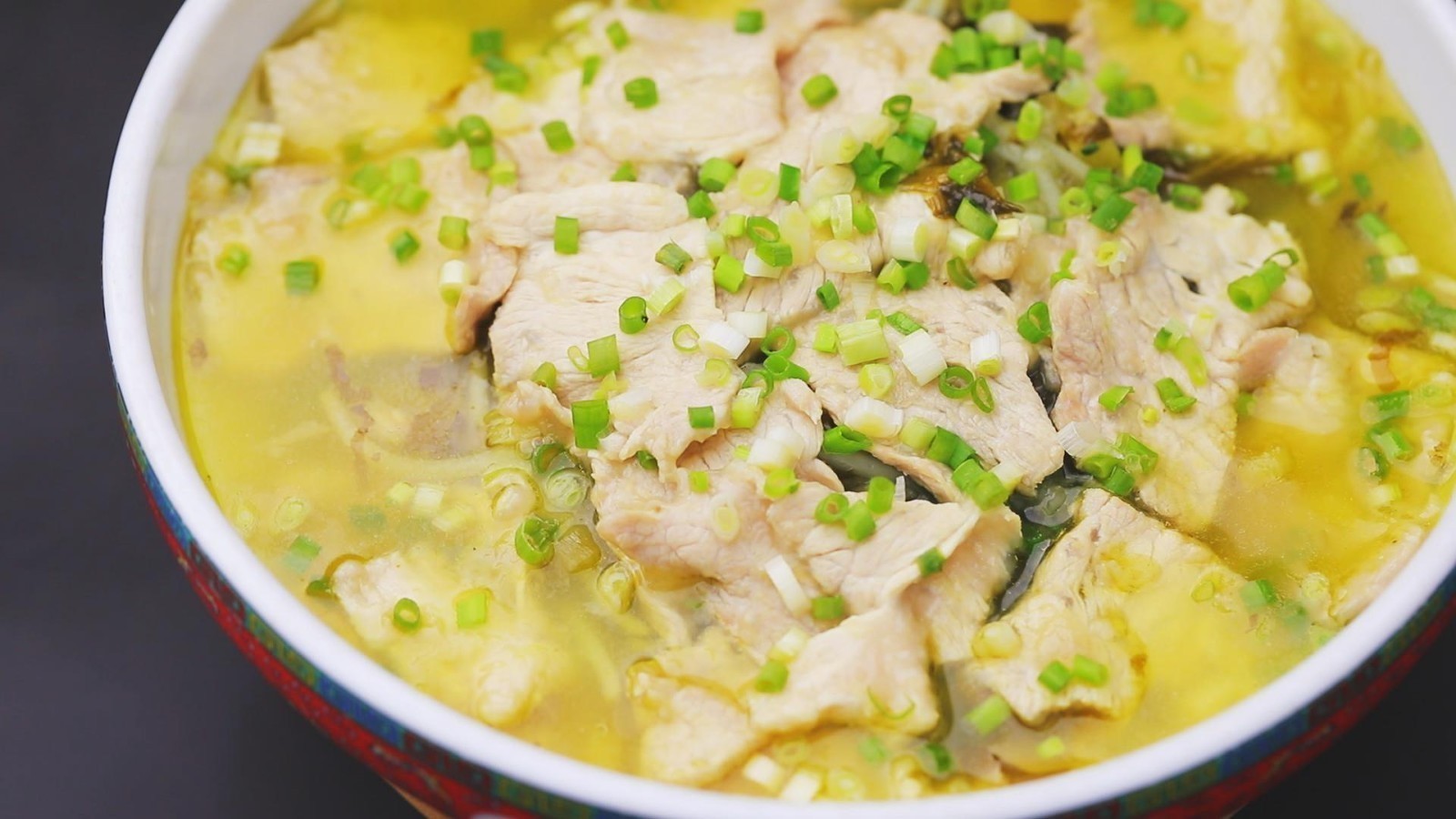 北京卫视《养生厨房》今日菜谱——酸汤滑肉