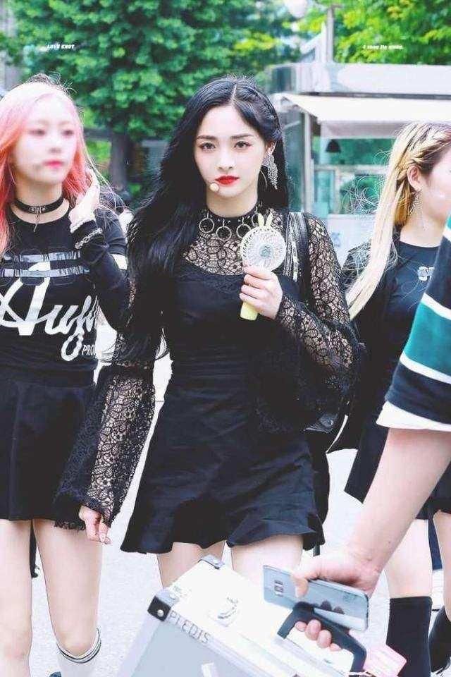 周洁琼参加《快本》热舞,弹幕惊叹一片,原来是