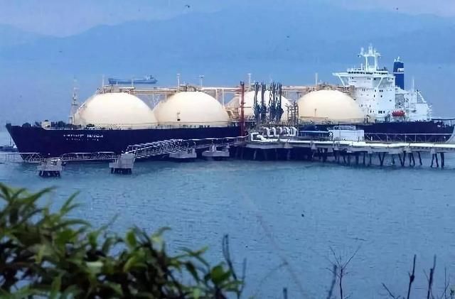 贸易战掀新战线 中国首次对美液化天然气和原