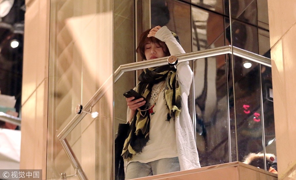 郑爽曾为这个男人写了一本书,今天是他生日,却