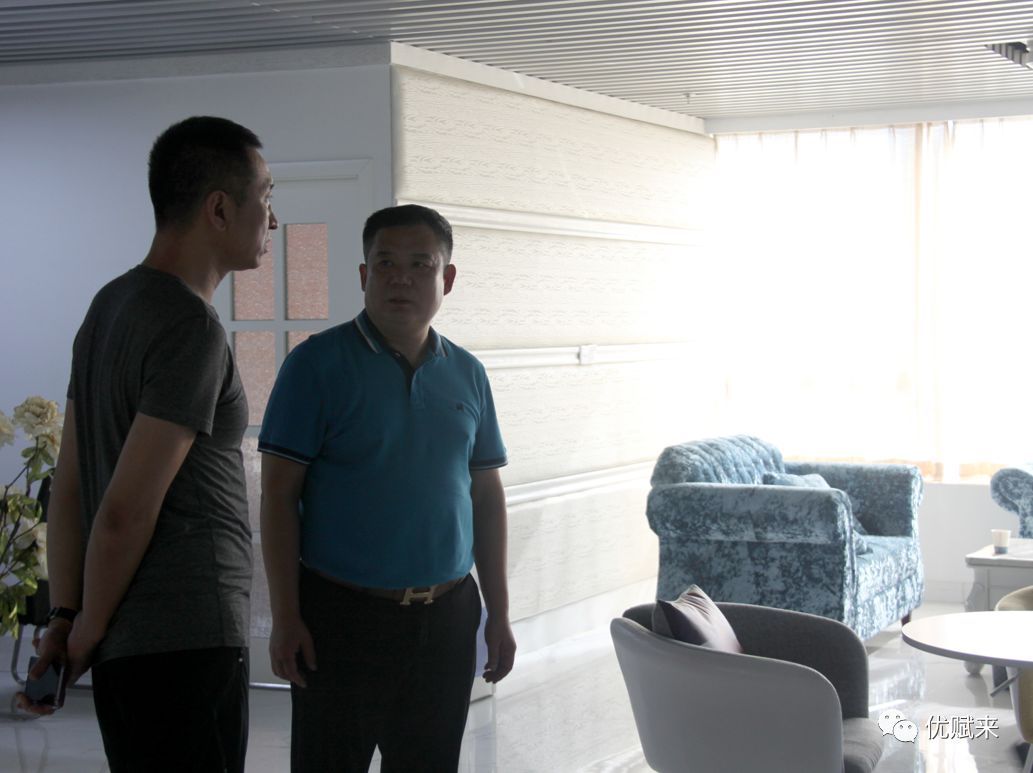 中国电子商务区块链规范发展中心执行主任李小