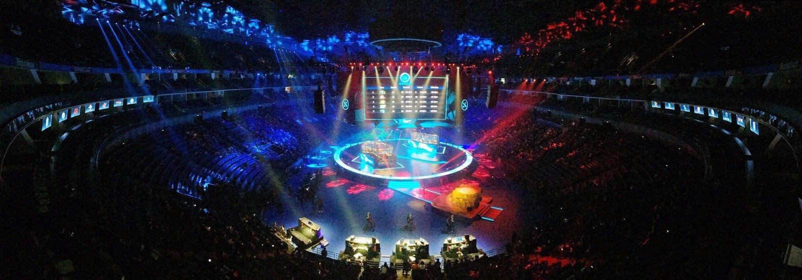 各大企业纷纷布局电竞产业 阿里体育携长甲集