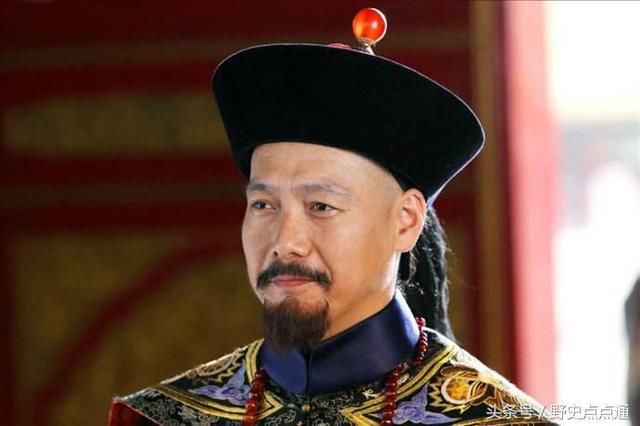 乾隆原配弟弟,他生了4个儿子,公主是儿媳,可惜50岁不到就死了