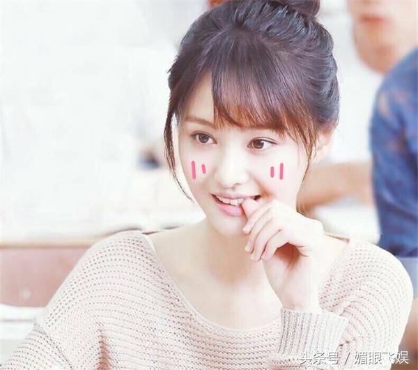 对比郑爽杨幂 angelababy 刘亦菲小时候照片,谁