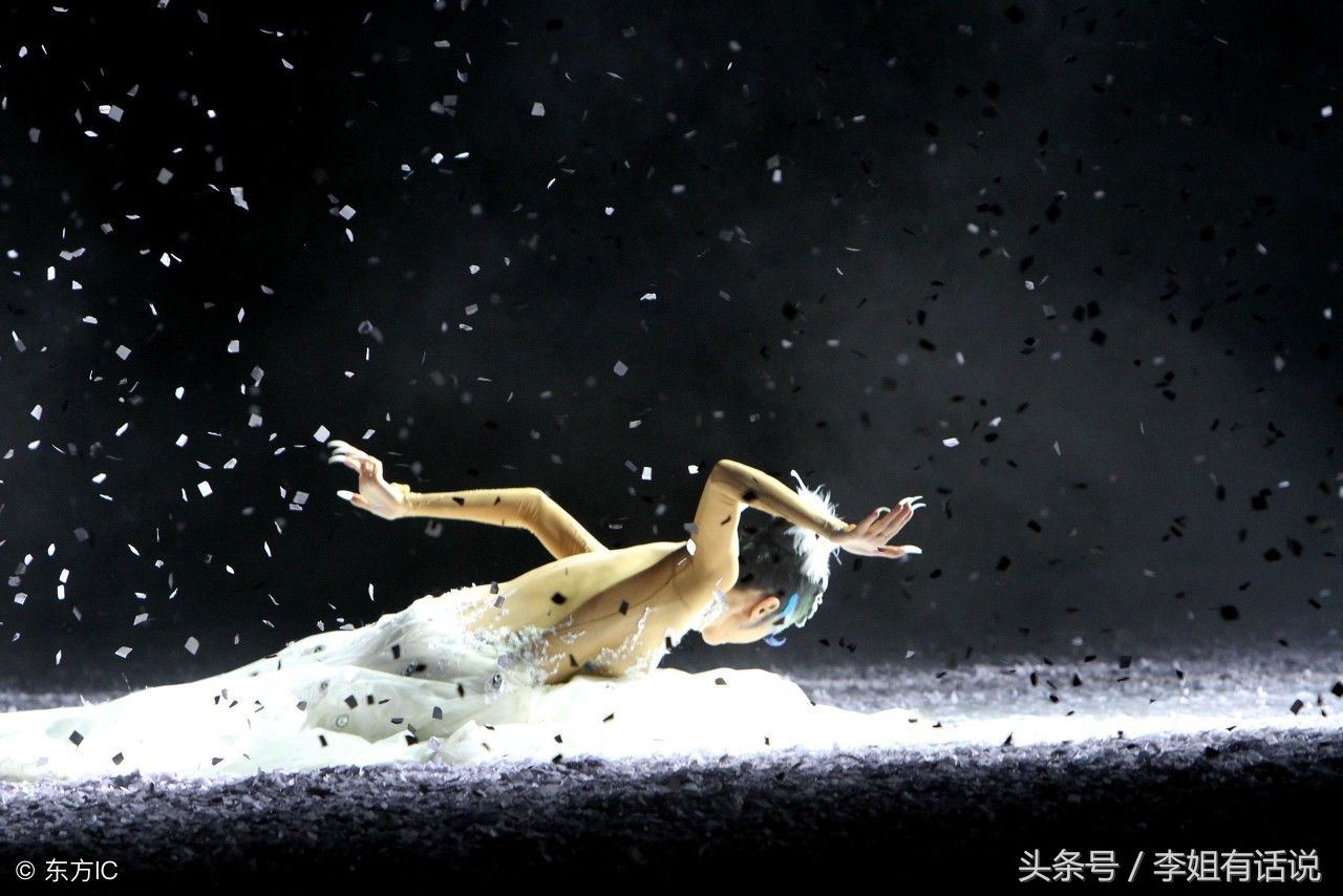 这就是中国舞--孔雀舞,杨丽萍的孔雀舞,用生命