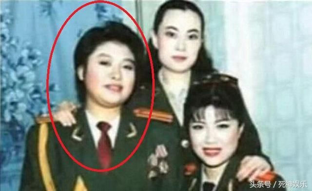 韩红年轻时的照片被曝出,网友:没想到居然这么
