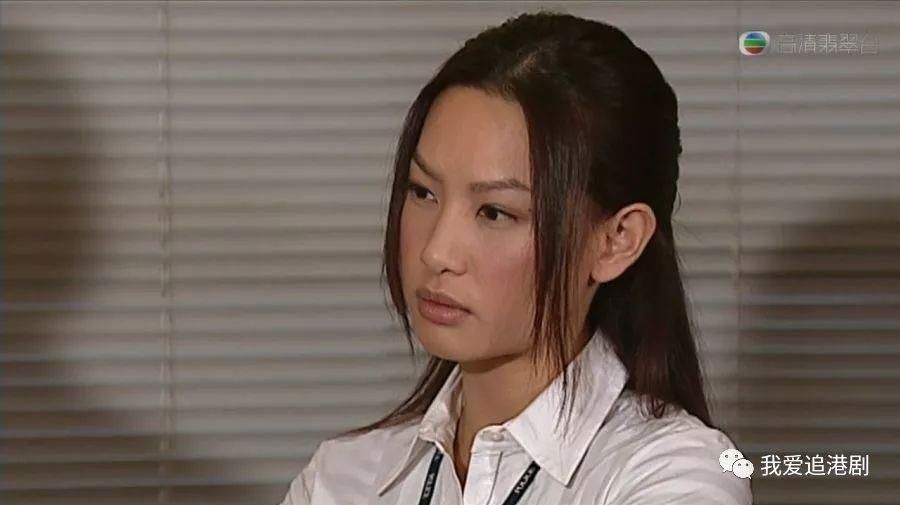 《溏心风暴之家好月圆》自私而富有心计的"反派索女"路嘉美 其中