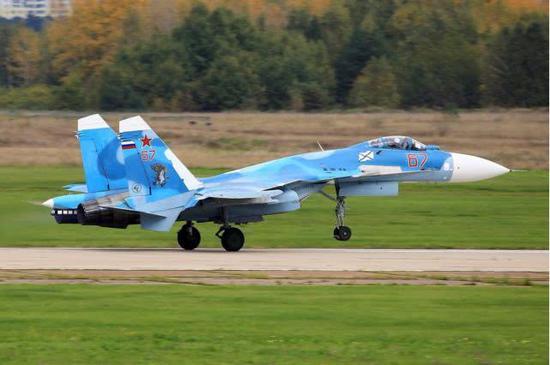 俄军为何抛弃苏33却选择短腿米格29k?没钱只