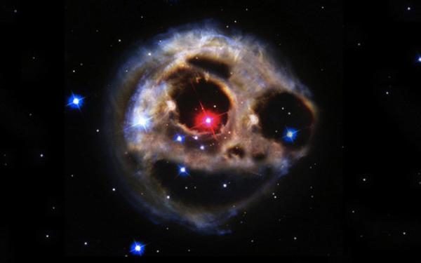 诡异的星云,犹如人工ps外星人的脸