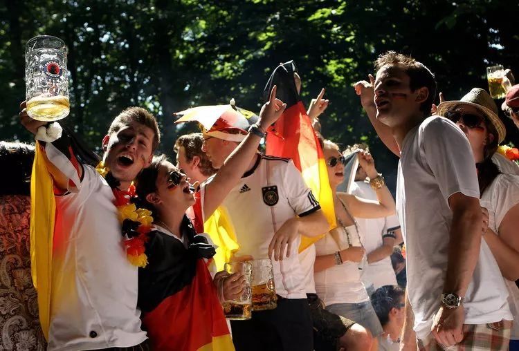 2018俄罗斯世界杯32强国土面积、人口、GDP