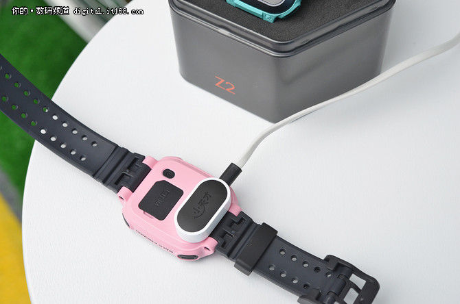 超强防水+八重定位 小天才电话手表Z2评测