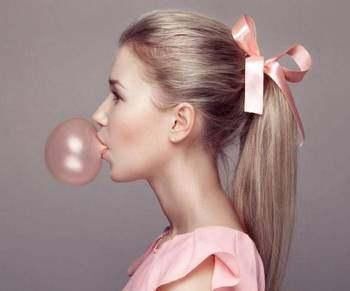 扎头发和披头发分别对外貌有什么影响?哪种更