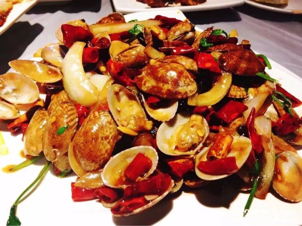 生蚝竟然只卖2元钱?!一次就能吃过瘾!