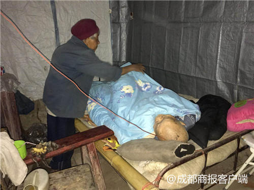 8旬老人育7子女却无人赡养 孙子替祖父母状告父亲 8旬老人育7子女却无人赡养 孙子替祖父母状告父亲