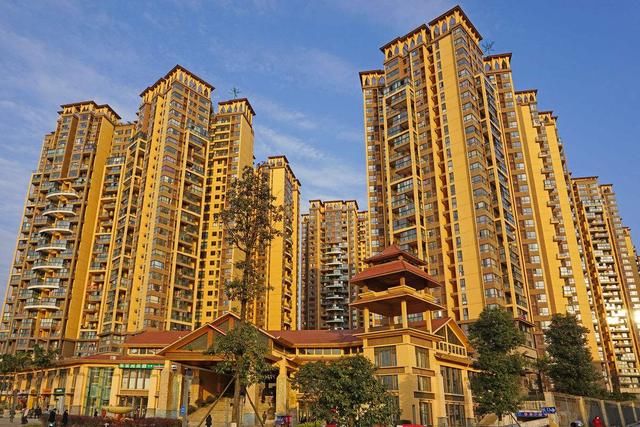 房价向上冲!南方小县城房价从4000到6000,为