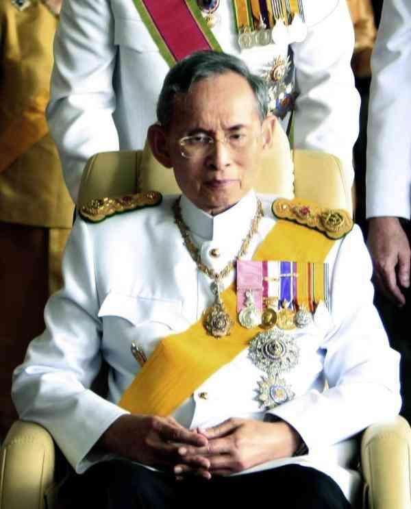 世界上最富有的王室:不仅仅有沙特迪拜!