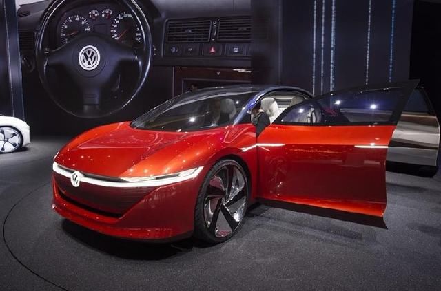 触碰未来 飞行汽车亮相日内瓦国际车展-北京时间