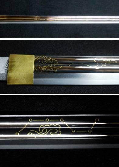 水龙剑原形制是一柄唐代杖鞘刀,在明治时期为明