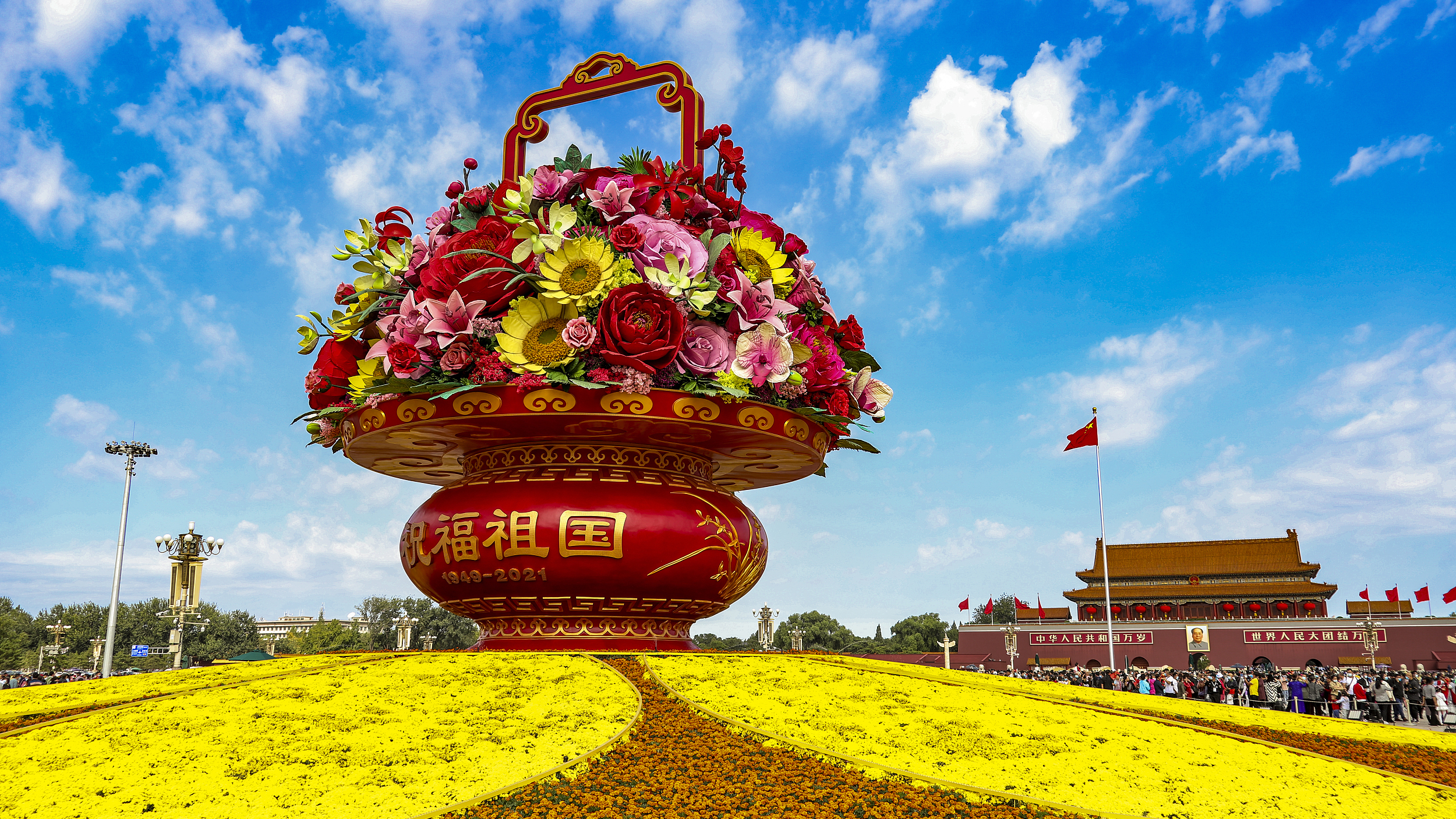 主题公园国庆搜索量暴增8成！北京上海成都成三大热门旅游目的地