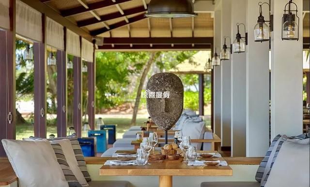 塞舌尔六善|私人直升飞机接送,和迪丽热巴睡同