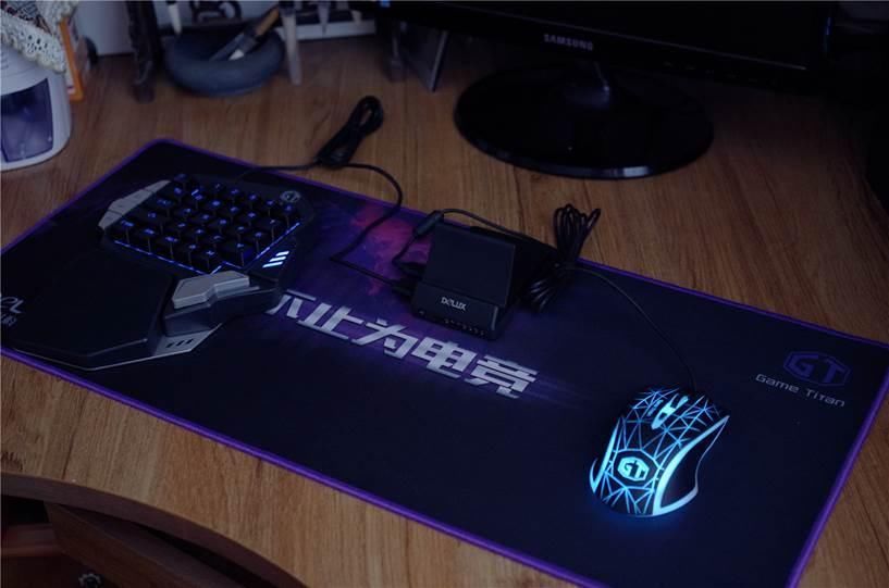 手机变电脑:多彩T9X单手吃鸡机械键盘,让吃鸡