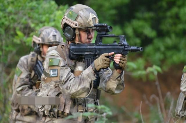 中国特种兵的拿手绝技,杀人悄无声息,令海豹突击队胆寒