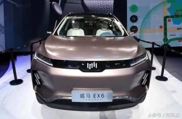 国产首款6座纯电动SUV,内饰设计很新颖,车标