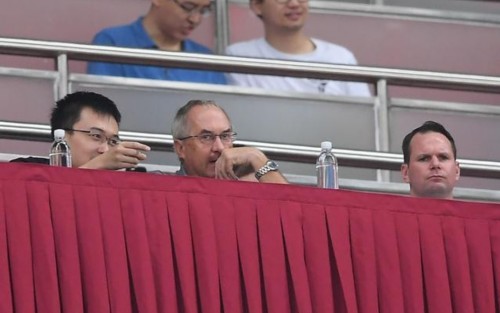 德国名帅目睹新东家客场完败,中超老牌劲旅保