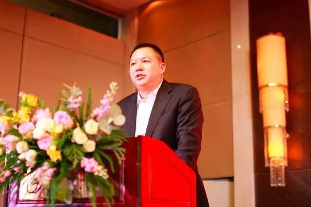 说,他参军入伍之前,也一直在湖南农村生活,深知农村生活的不易与艰辛