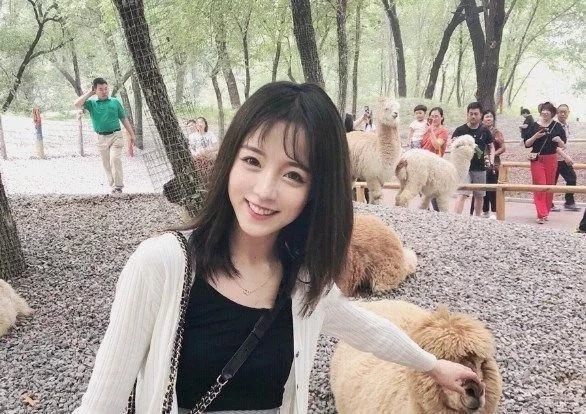 抖音莉哥o3o是怎么火的,地位赶超代古拉K 莉哥