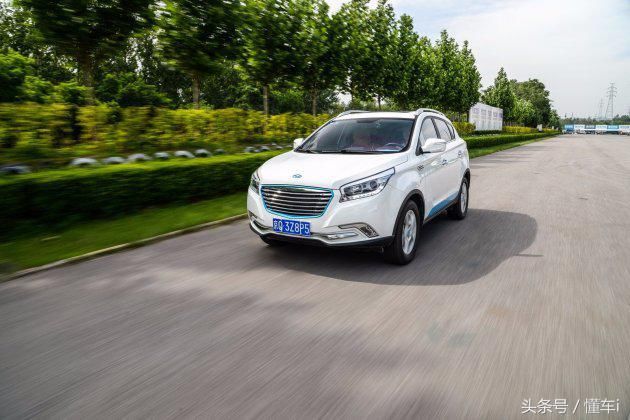 新能源汽车越来越火那电池车能用多久,看看这