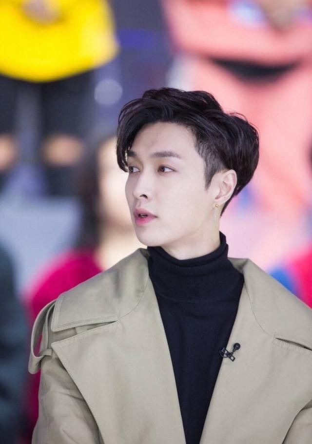 张艺兴居然是童星出道!童年剧照曝光呆萌可爱