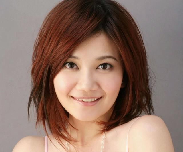 李宗盛最得意的弟子,与五月天的贝斯手分手后