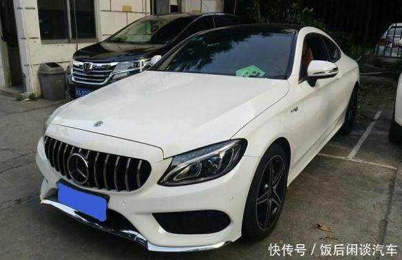 花43万买奔驰C200轿跑:朋友却不信,车主打开