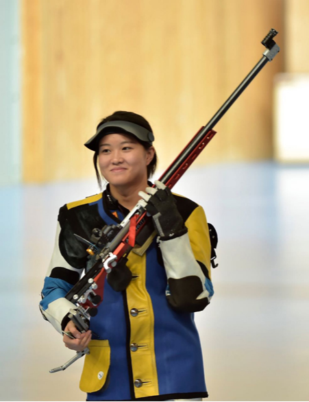北京选手高畅女子50米步枪三姿摘铜 杜丽甘当"吃瓜群众"