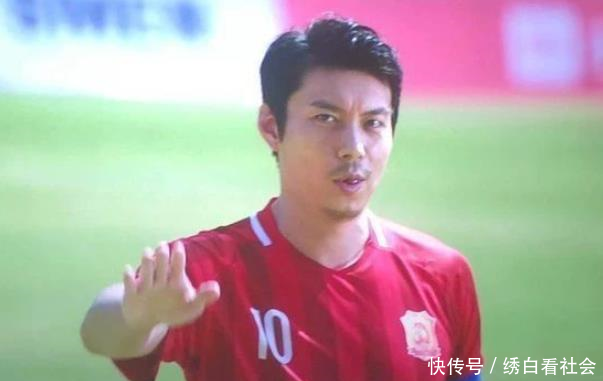 因为《西红柿首富》电影, 国足的玻璃心又犯了