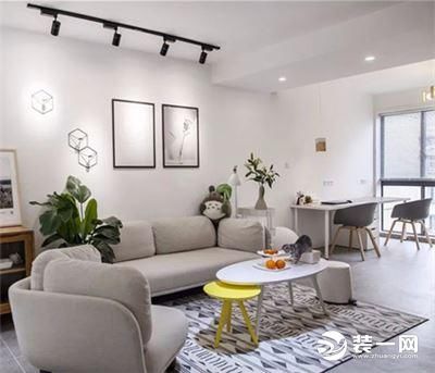 昏暗房变身北欧房 重庆小两口80二手房装修