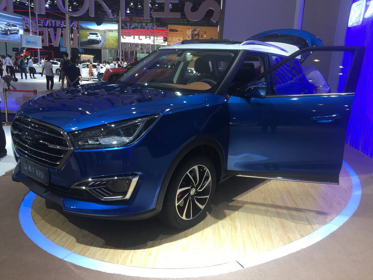 88-9.38万,众泰t300双色版耀动成都国际车展