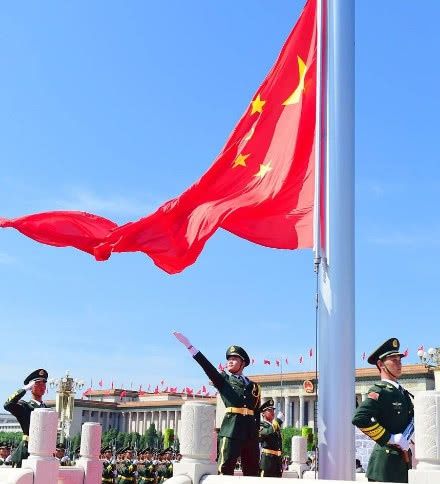 国旗护卫队的步枪其实都是模型,里面没有子弹?说出来你都不敢信