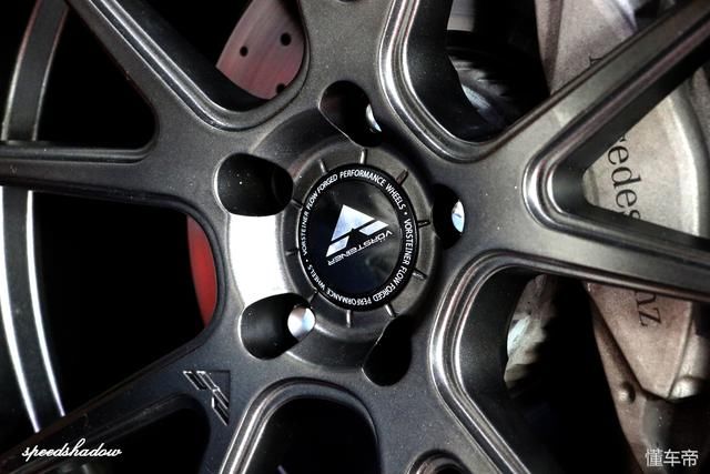 新提的2018奔驰C200 Coupe改19寸Vorsteine