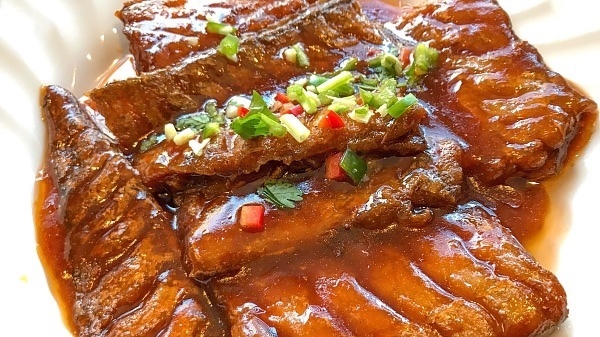 这个糖醋汁配方,酸甜可口,搭配带鱼酥香肉嫩,超下饭! 这个糖醋汁配方,酸甜可口,搭配带鱼酥香肉嫩,超下饭!