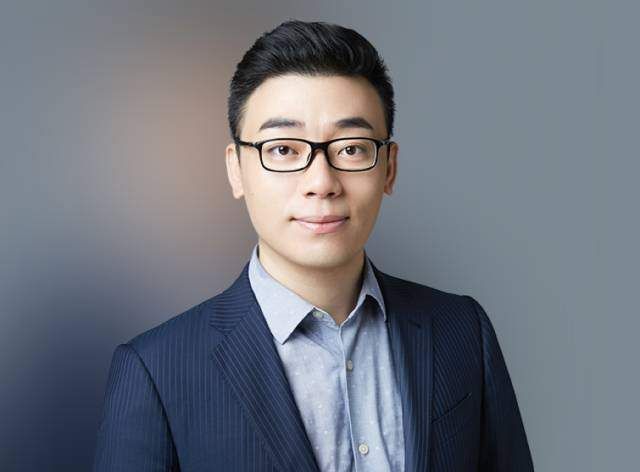 放弃京东副总裁,他靠付费内容,1年营收超5000