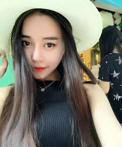 女子花百万整成baby 变脸日记爆红