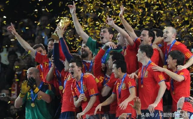 真正的世界杯8大豪门:巴西领衔7支冠军队,无冕