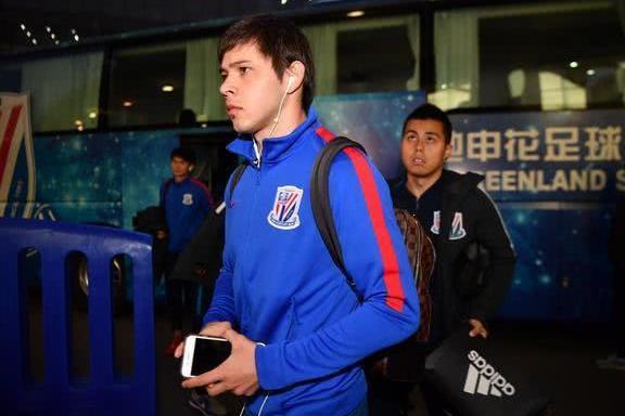 中超薪水有多高?申花外援期盼离队,薪水减半也