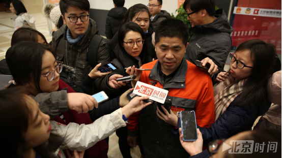 市人大十五届一次会议召开 700余位人大代表走进会场为群众代言 市人大十五届一次会议召开 700余位人大代表走进会场为群众代言