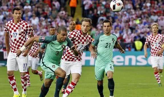 克罗地亚对阵法国,两队各有优势,克罗地亚在一