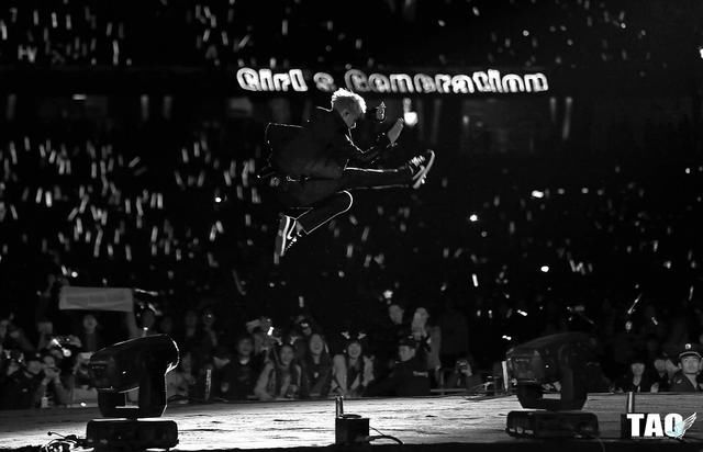 曾以为王俊凯弹跳已够惊人,直到遇到黄子韬!原