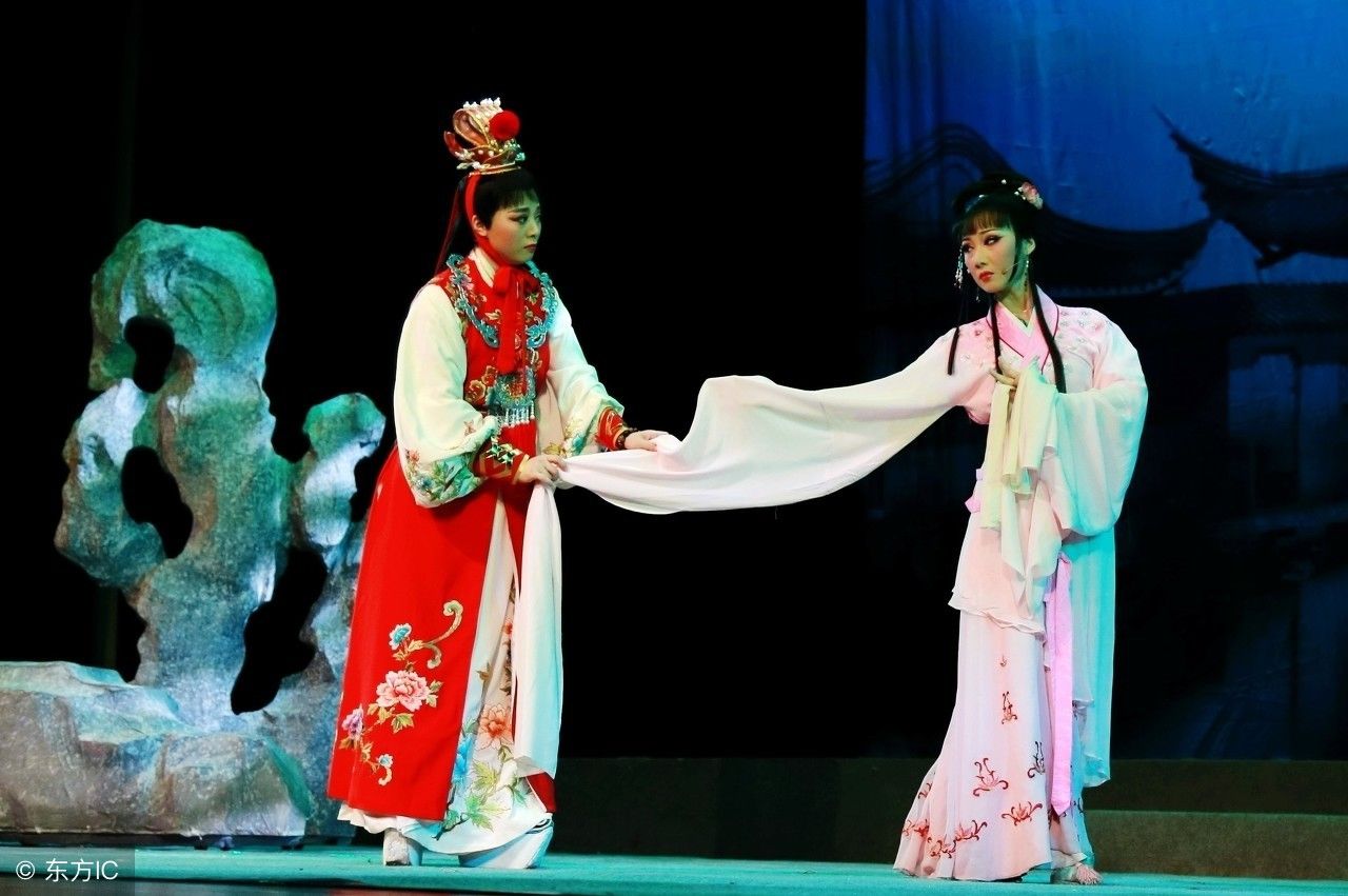 袭人与贾宝玉已有过云雨之事,其他男子为何还